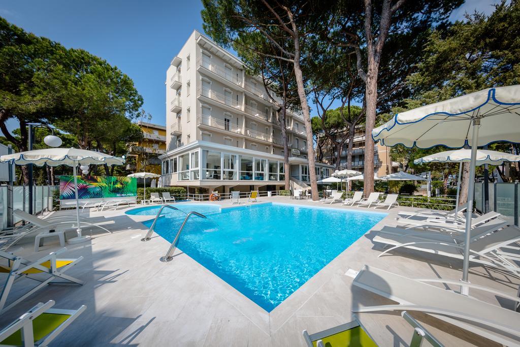 Hotel San Marco Milano Marittima Esterno foto